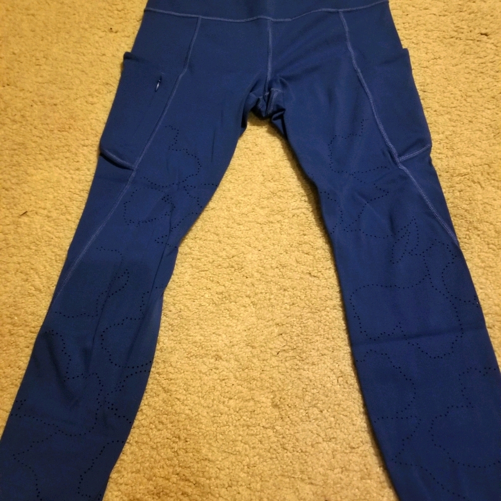 Athleta All Reaction Laser Cut leggings